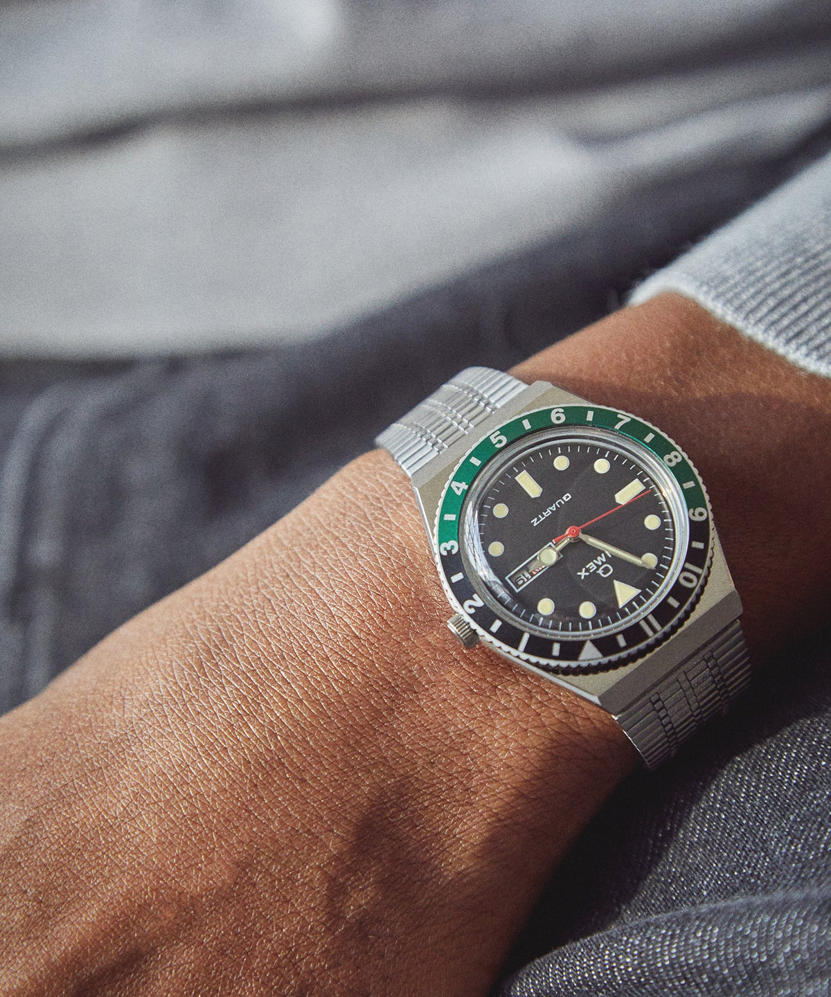 Todd Snyder Q Timex Reissue Black Dial with Black/Green Bezel Bracelet Watch - Black