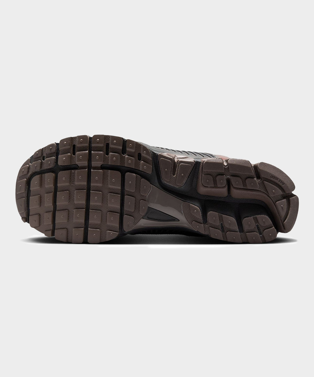 Todd Snyder Nike Zoom Vomero 5 Sneaker - Grey