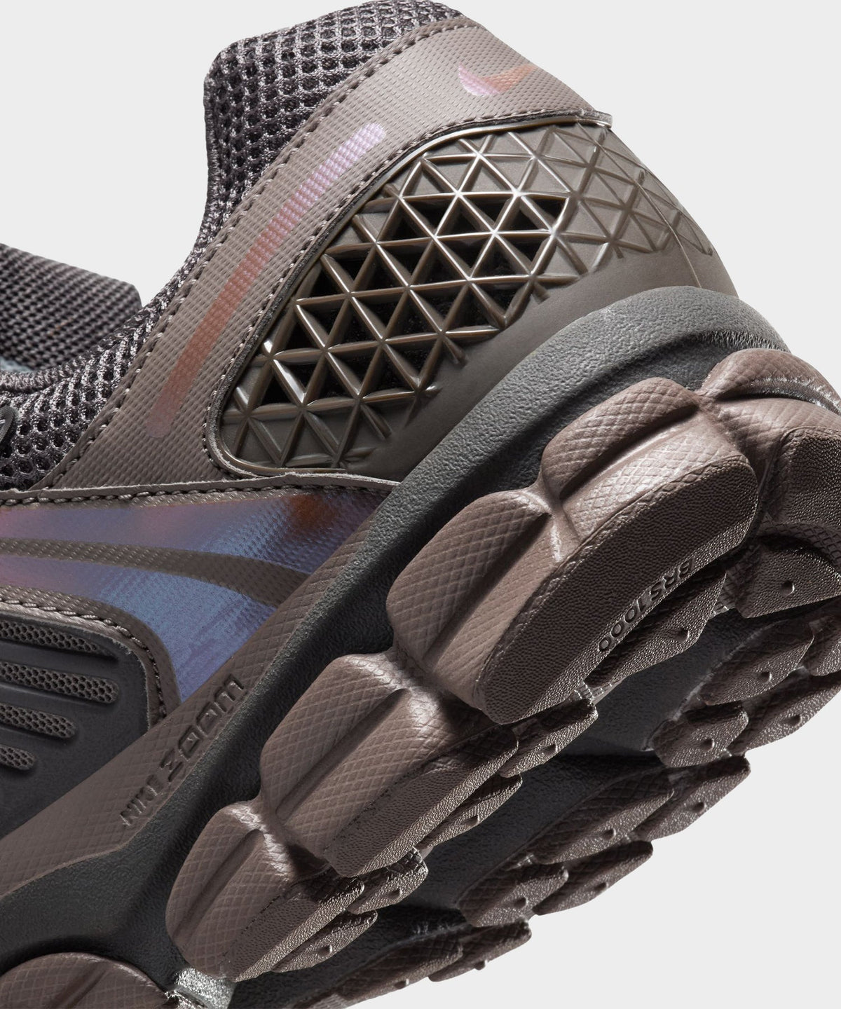 Todd Snyder Nike Zoom Vomero 5 Sneaker - Grey