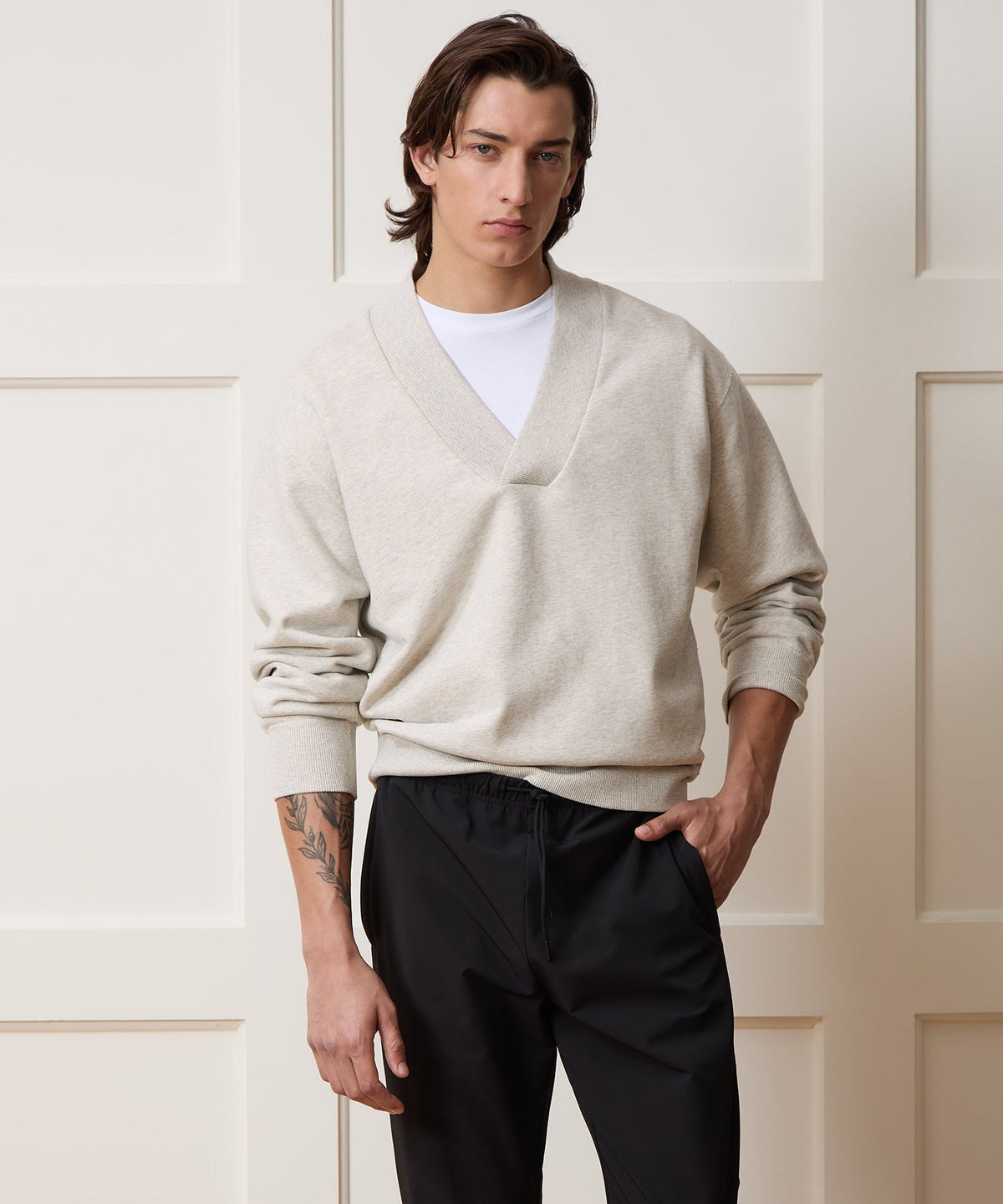 Todd Snyder Soho V-Neck Sweatshirt - Heather Beige