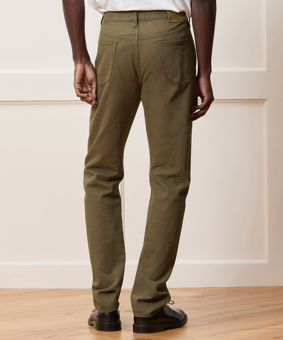 Todd Snyder Slim Garment-Dyed Jean - Olive