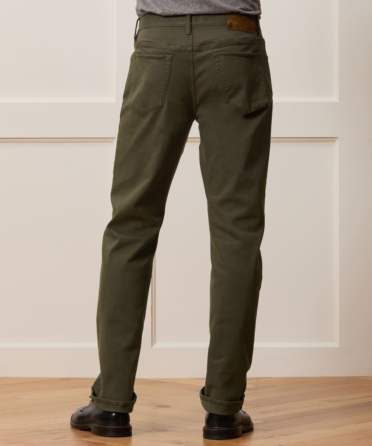 Todd Snyder Straight Fit 5-Pocket Chino - Olive Vine