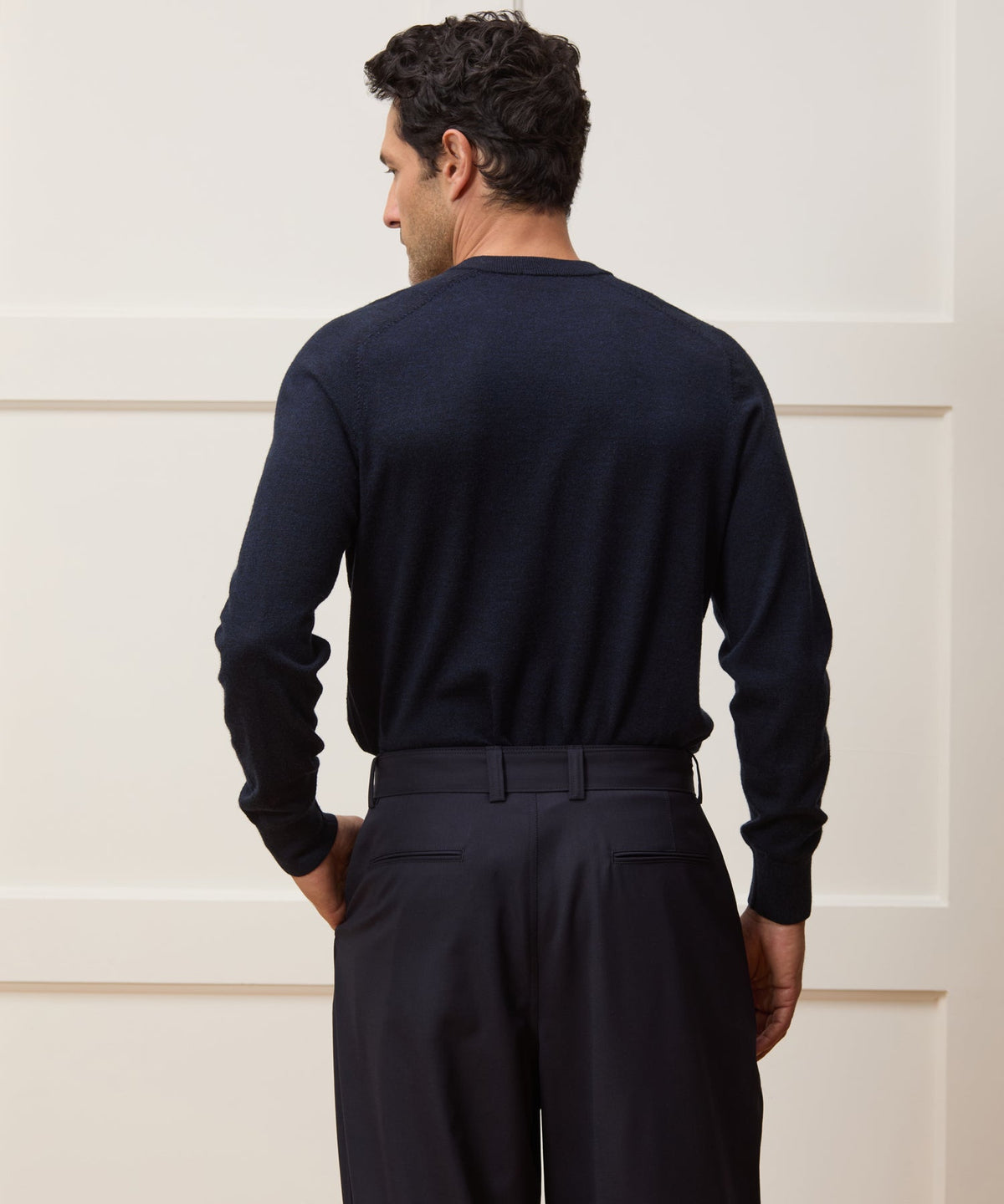 Todd Snyder Merino V-Neck Sweater - Navy