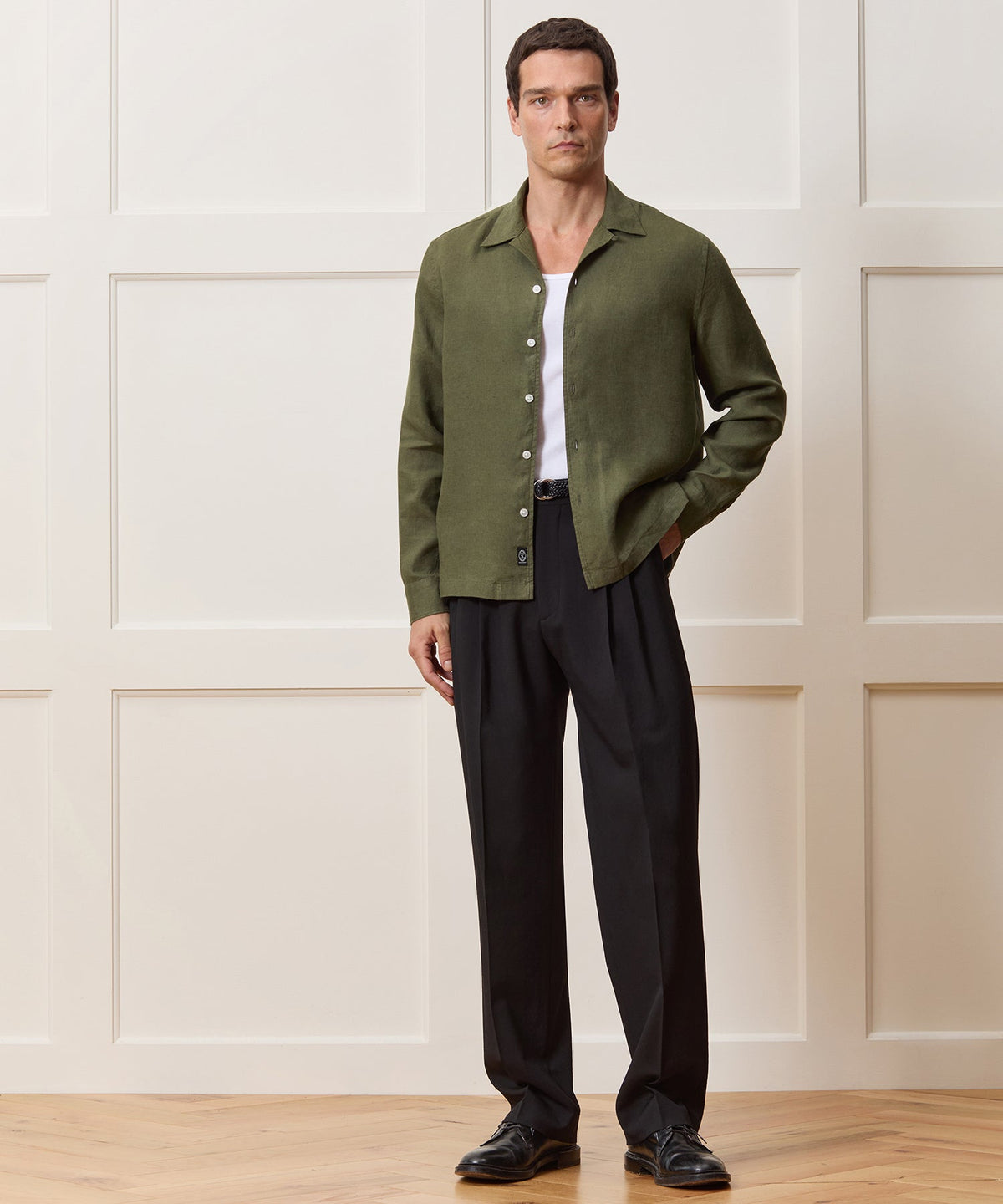 Todd Snyder Cropped Sea Soft Irish Linen Camp Collar Shirt - Desert Olive