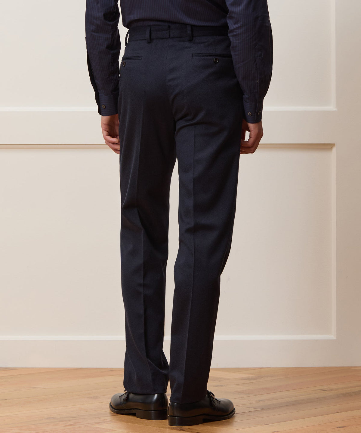 Todd Snyder Italian Cashmere Sutton Trouser - Navy
