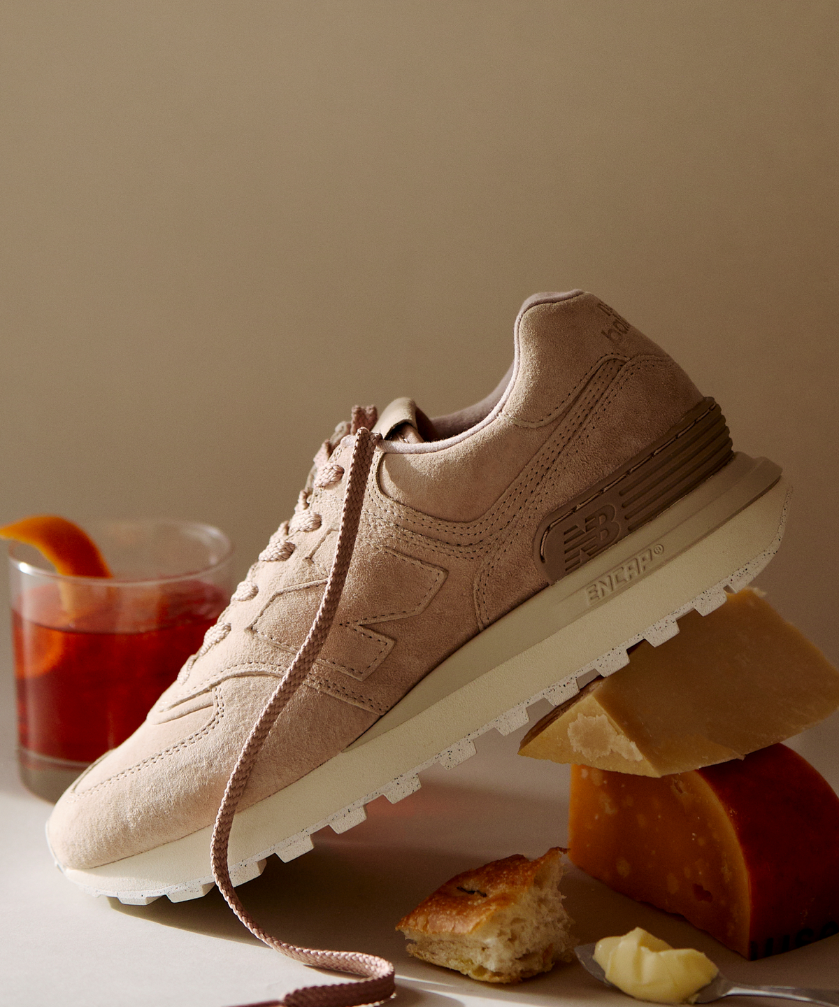 Todd Snyder Todd Snyder & New Balance 574 Legacy Sneaker - Desert Rose