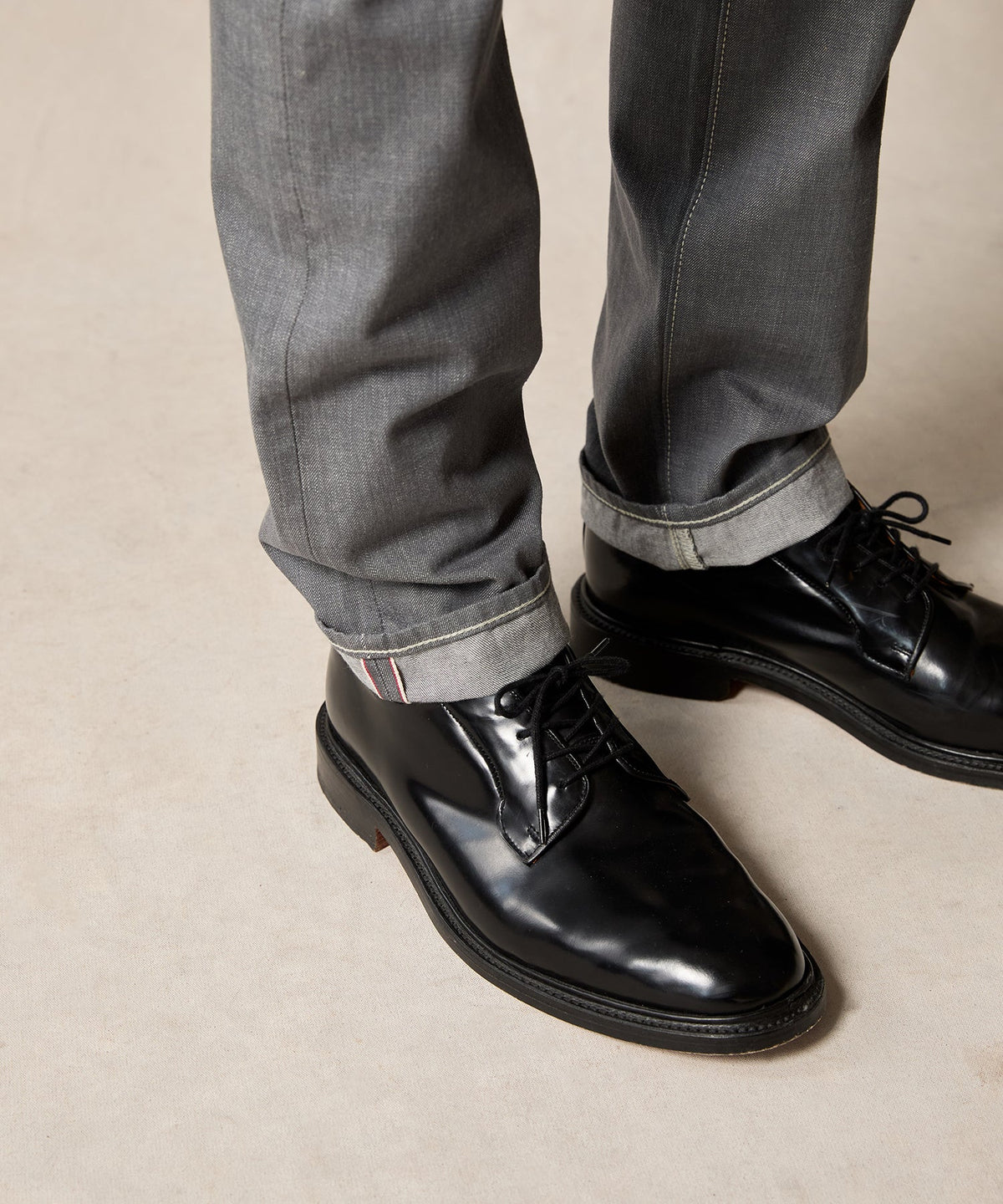 Todd Snyder Slim Lightweight Japanese Selvedge Jean - Charcoal