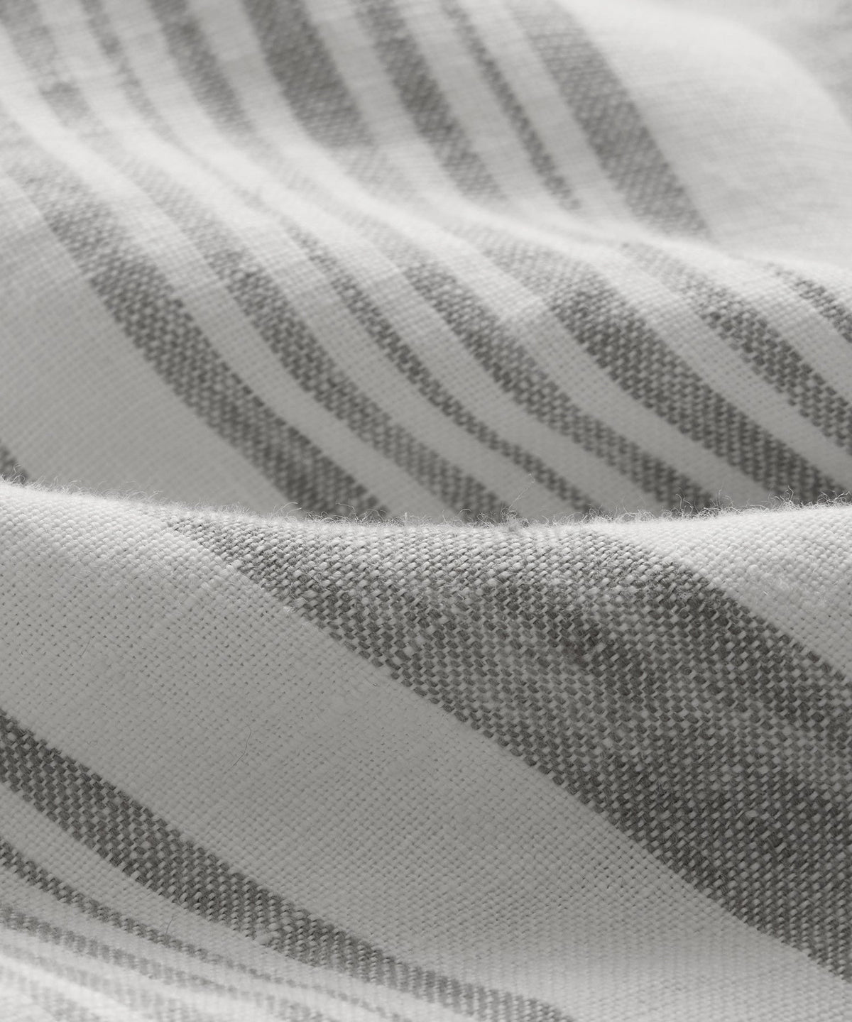 Todd Snyder 5" Linen Beachcomber Short - Grey