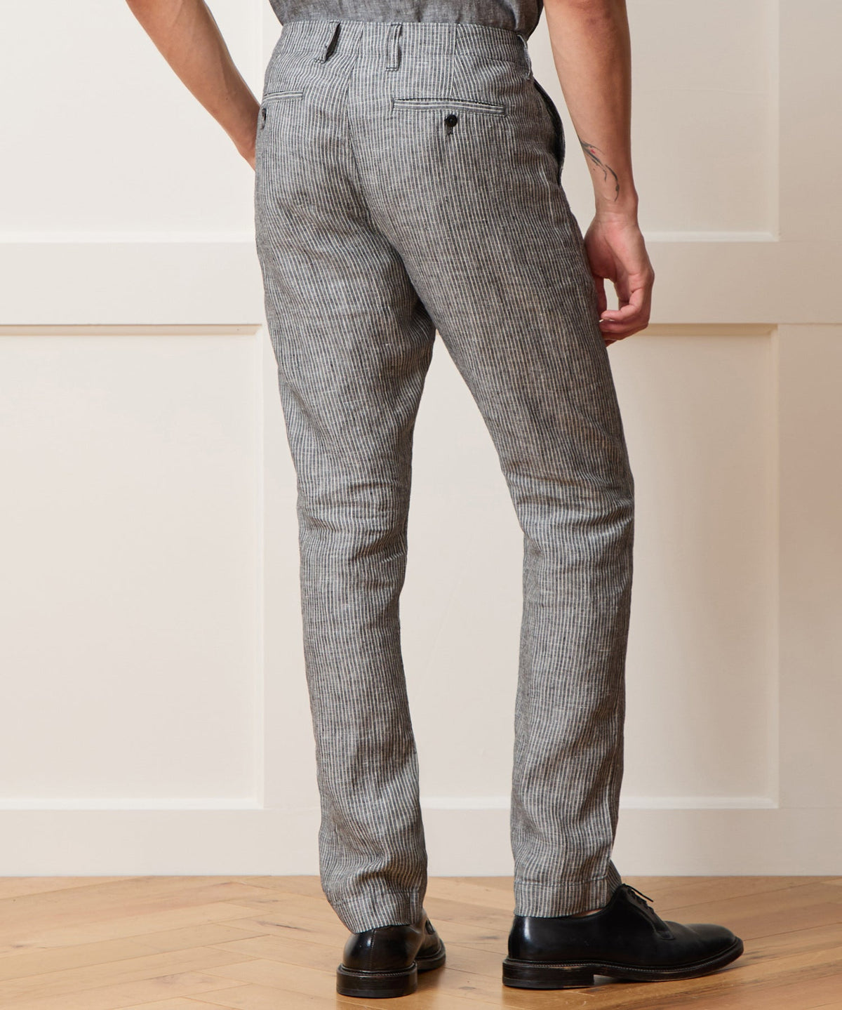 Todd Snyder Straight Fit Linen Favorite Pant - Black