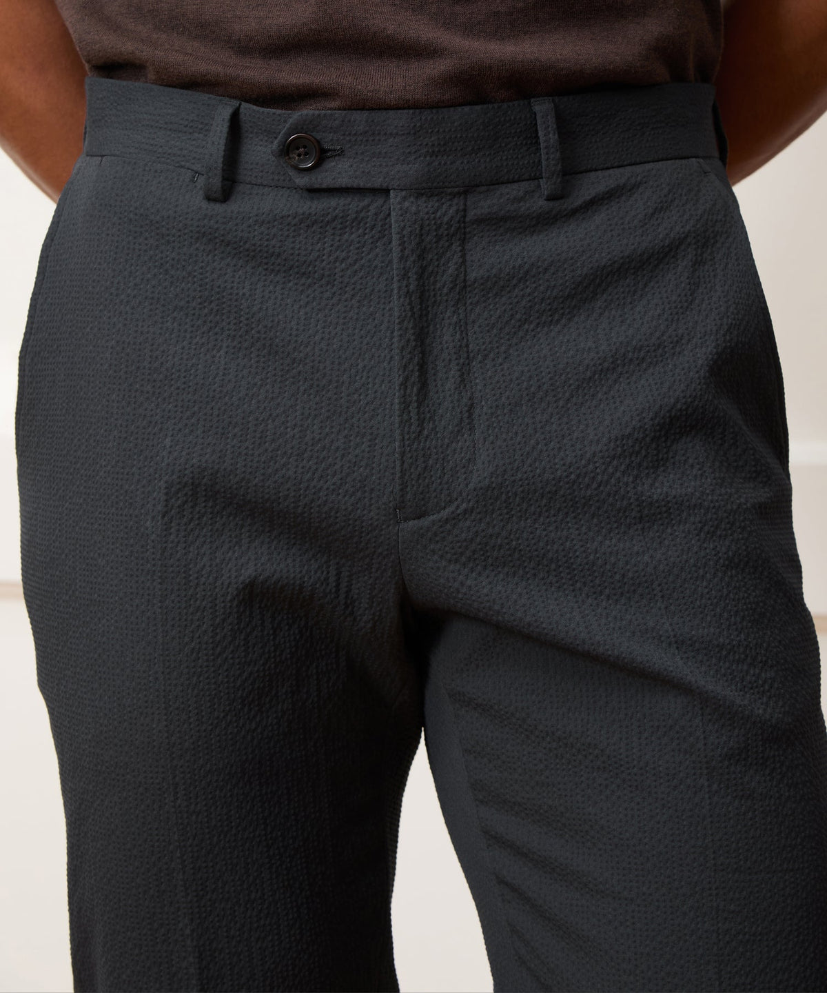 Todd Snyder Italian Seersucker Sutton Trouser - Obsidian
