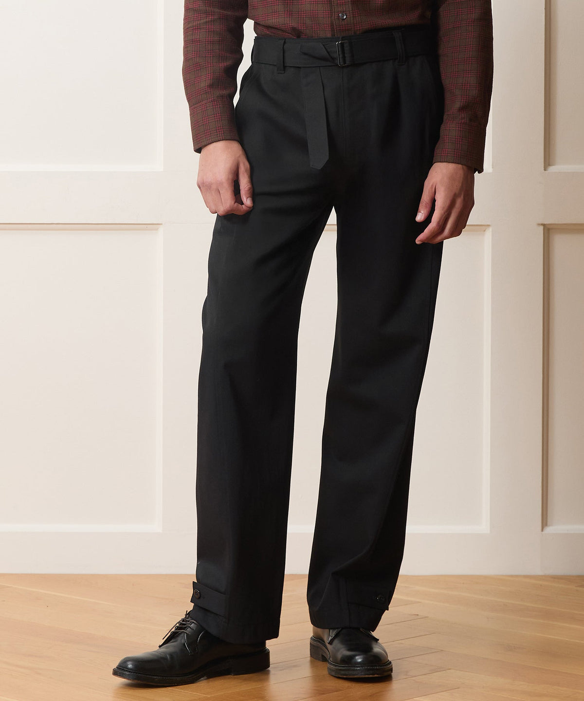Todd Snyder Italian Belted Barrel Pant - Black