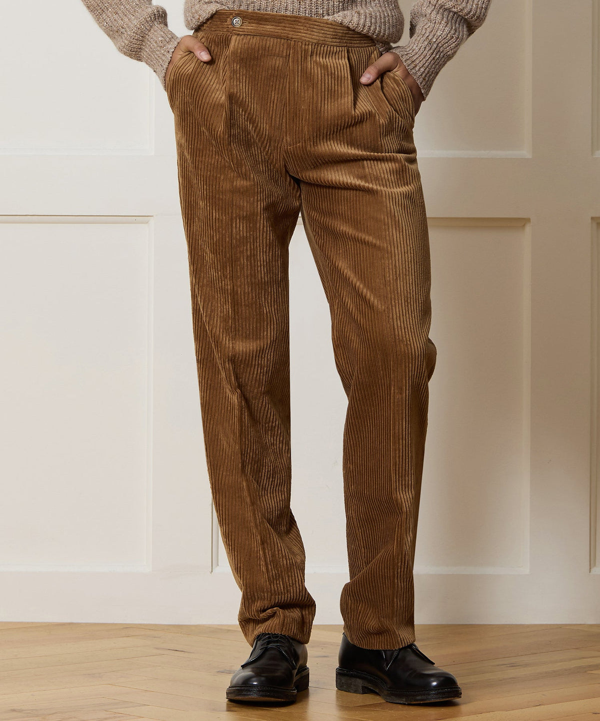 Todd Snyder Italian Wide Wale Corduroy Side Tab Trouser - Brown
