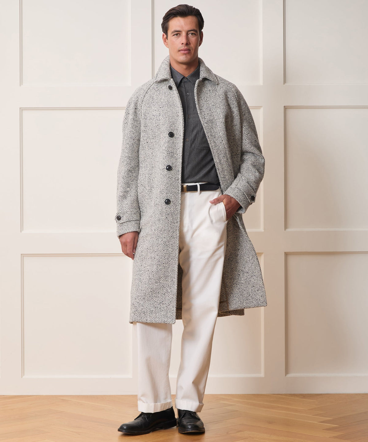 Todd Snyder Italian Herringbone Balmacaan - Charcoal