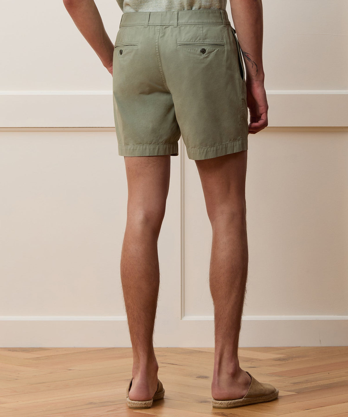 Todd Snyder 7" Chino Hudson Short - Green Sage