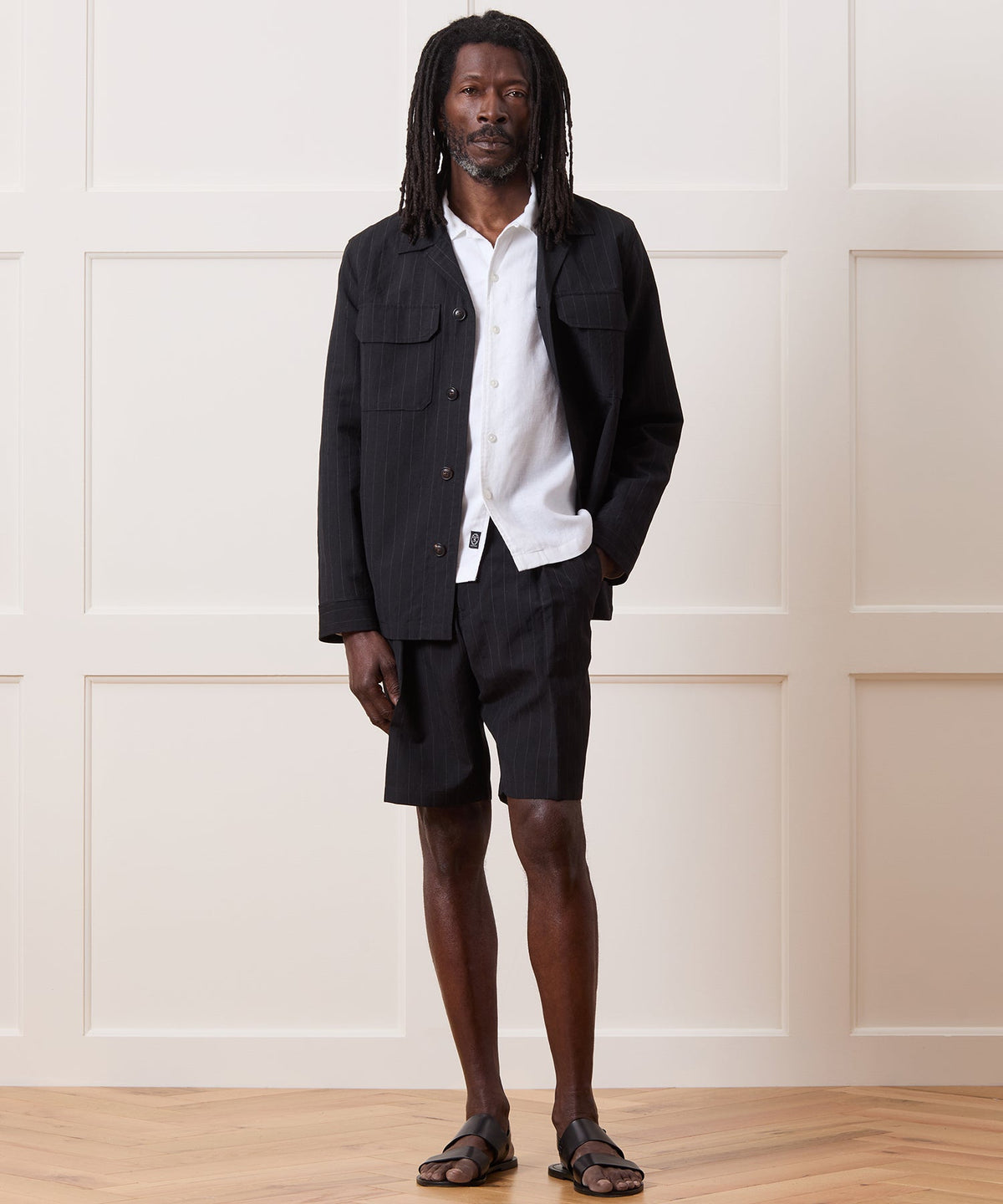 Todd Snyder 10" Italian Pinstripe Relaxed Short - Black