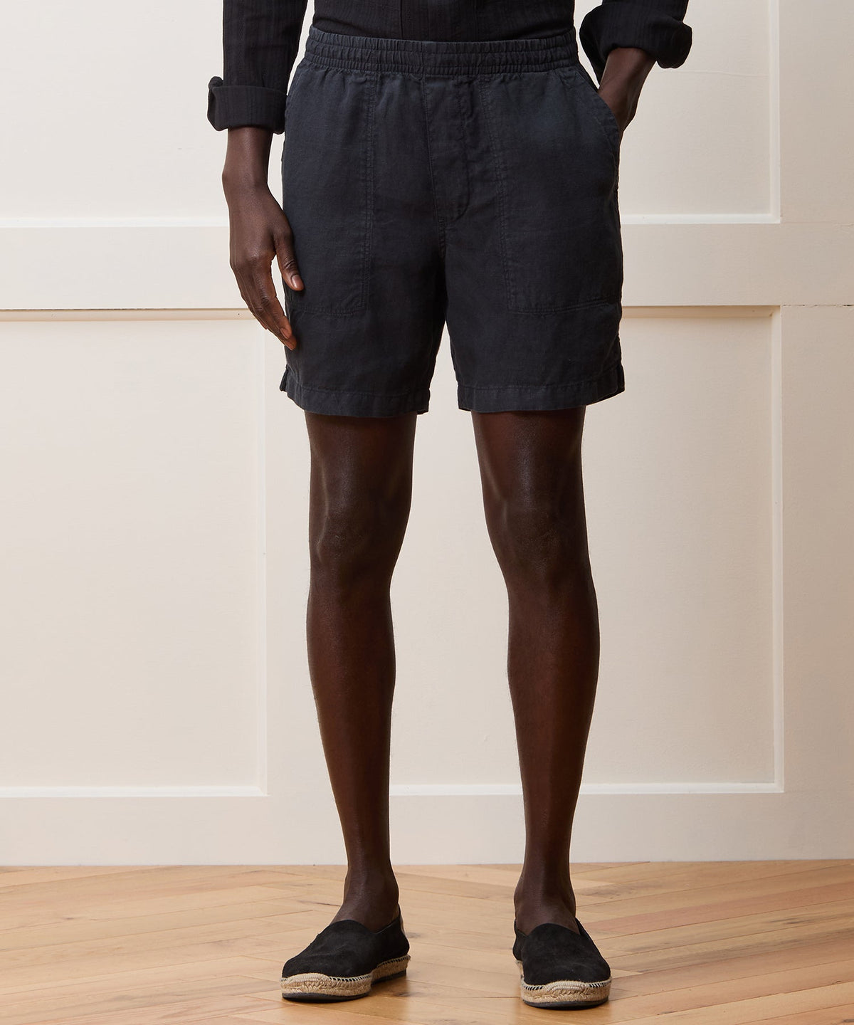 Todd Snyder 7" Linen Beach Short - Black
