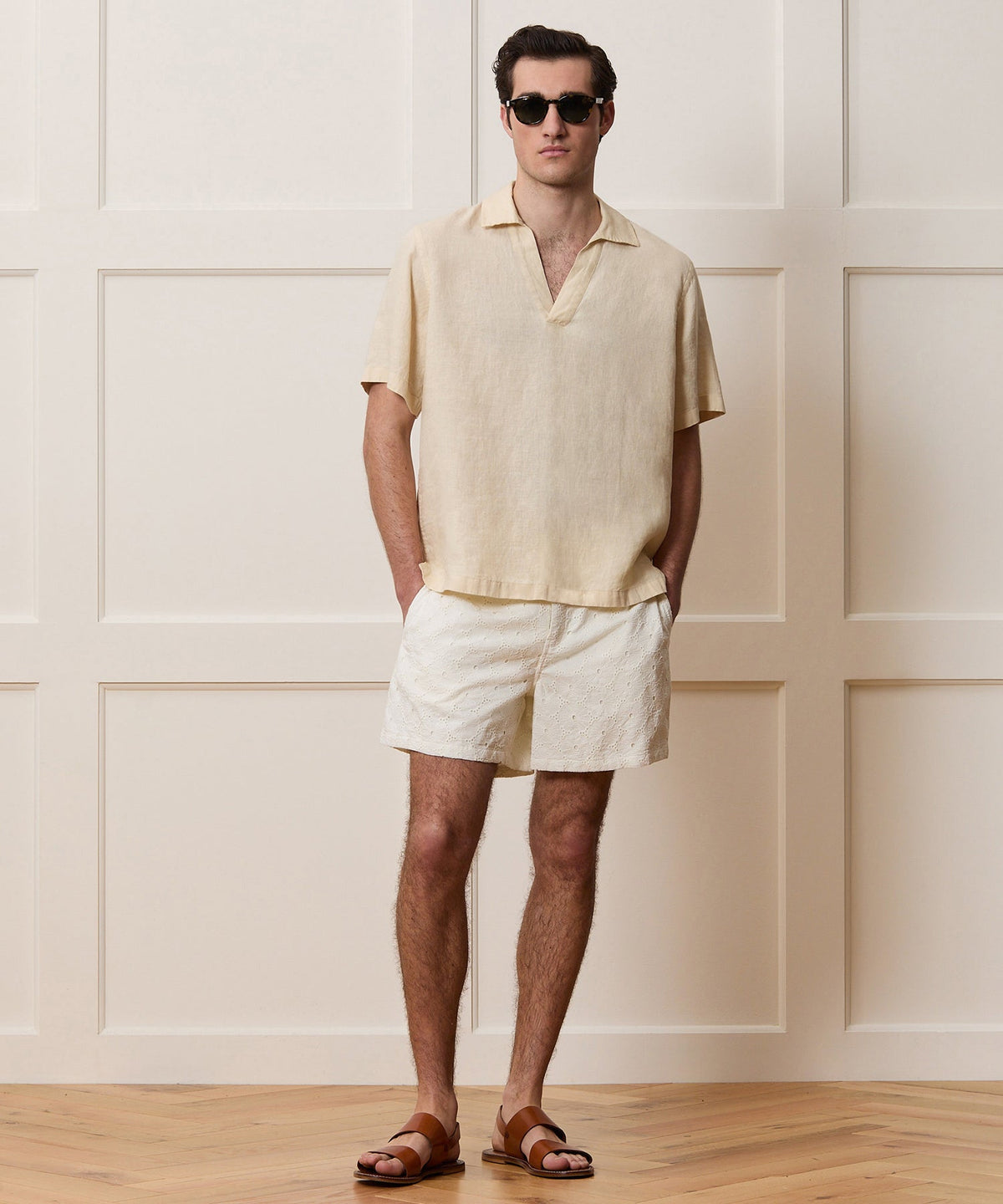 Todd Snyder 5" Embroidered Cotton Beachcomber Short - White