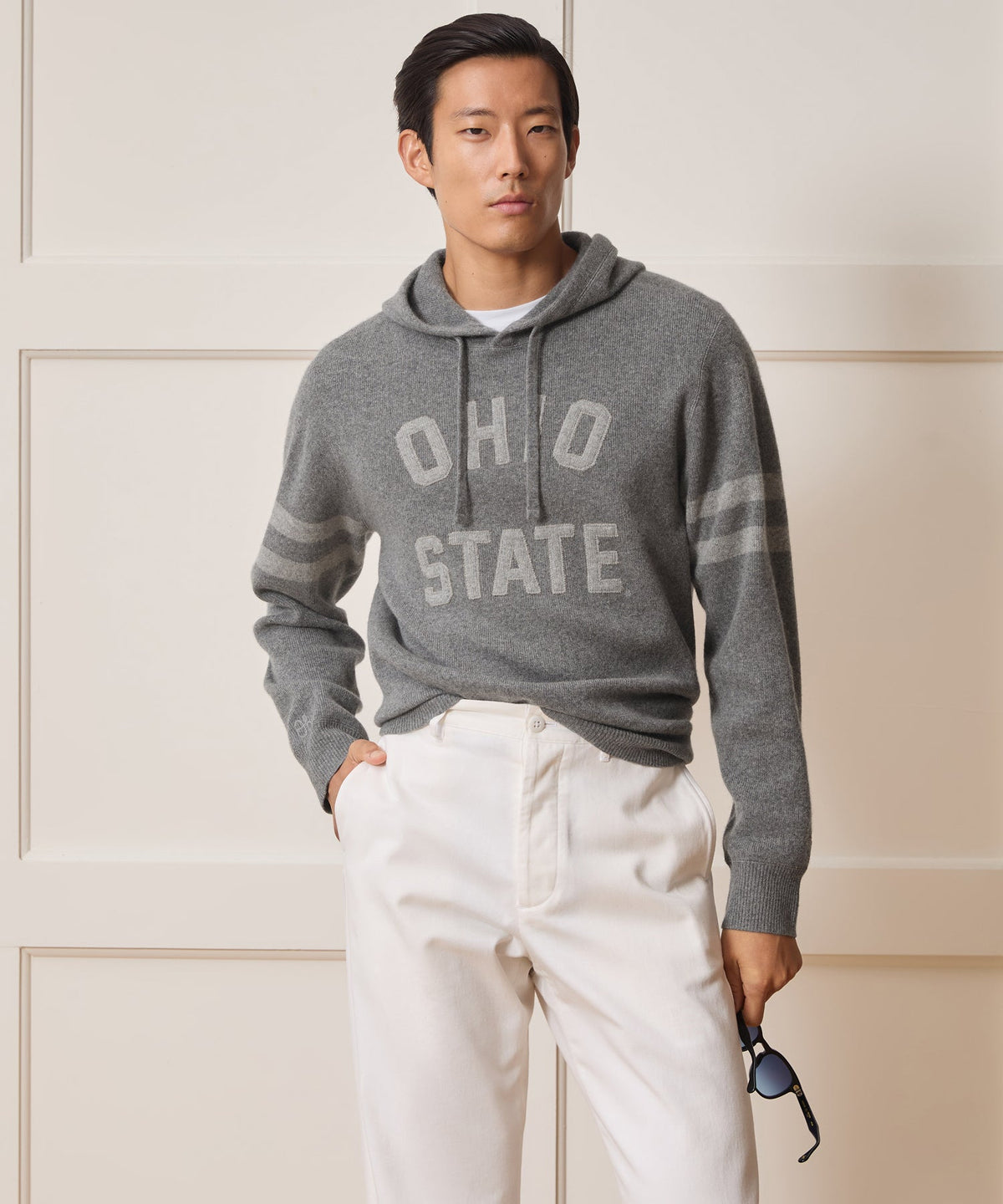 Todd Snyder Todd Snyder x The Ohio State University™ Cashmere Hoodie - Charcoal Heather