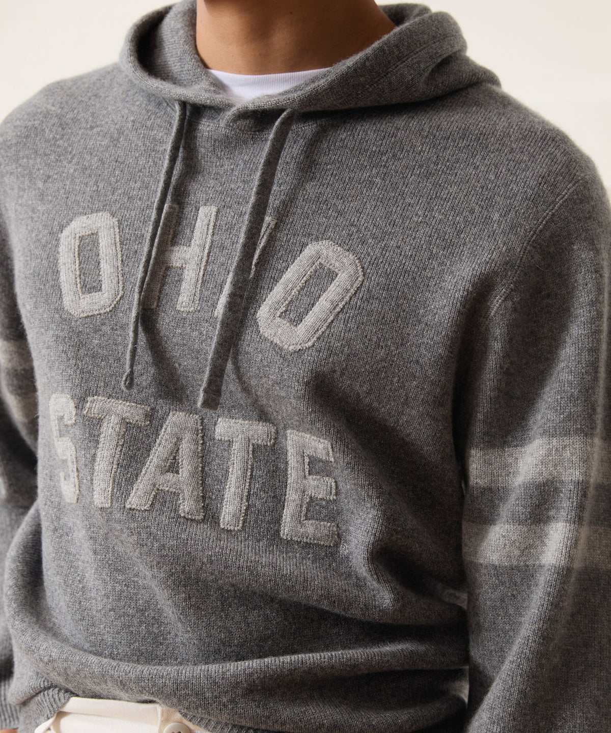 Todd Snyder Todd Snyder x The Ohio State University™ Cashmere Hoodie - Charcoal Heather