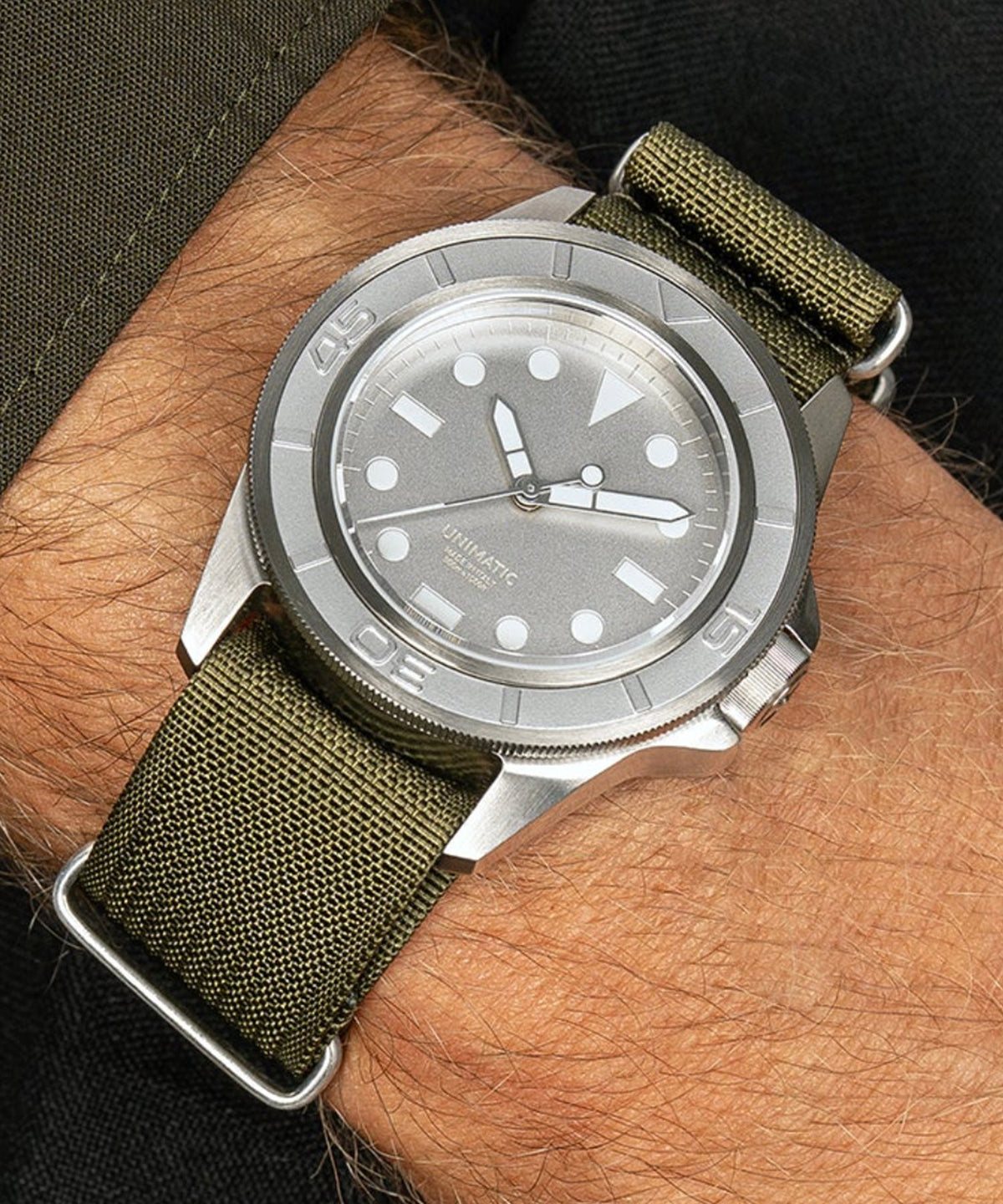 Todd Snyder UNIMATIC Modello Uno U1-AEG Diver Watch - Olive
