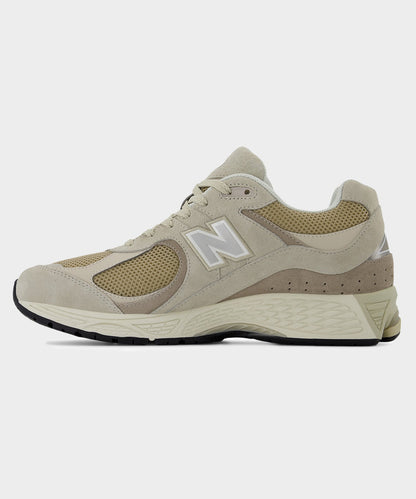 Todd Snyder New Balance 2002RB Sneaker - Beige