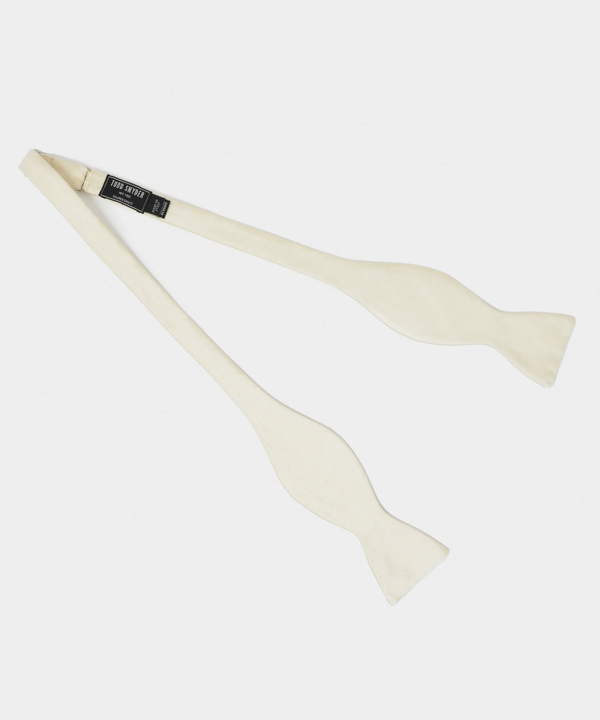 Todd Snyder Italian Silk Bowtie - White