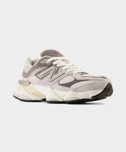 Todd Snyder New Balance 9060 Sneaker - Grey